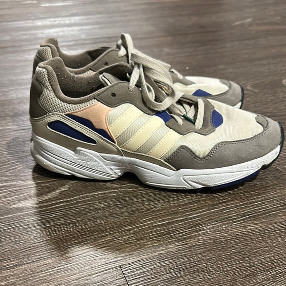 Adidas Yung 96 - Picture 4 of 5